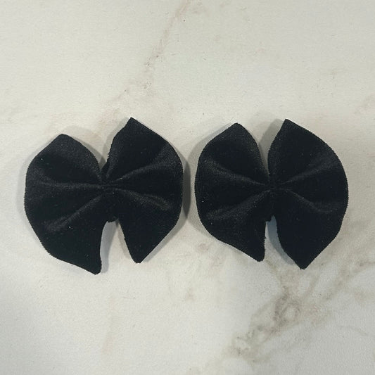 Black Velvet Piggies (Set of 2 bows)